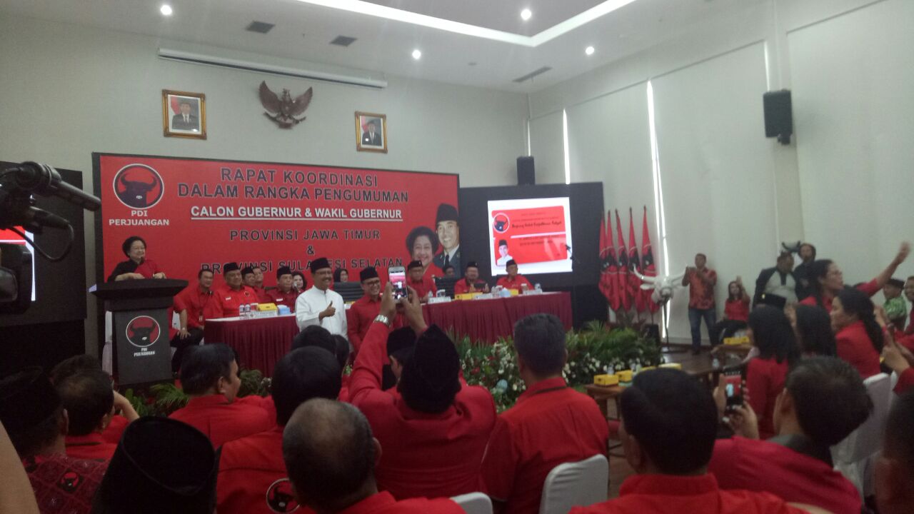PDI Perjuangan Deklarasikan Usung Gus Ipul-Anas